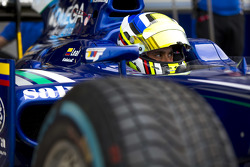 Julian Leal, Carlin