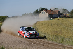 Hayden Paddon and John Kennard, Hyundai i20 WRC, Hyundai Motorsport