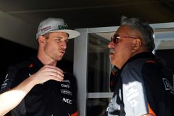 Nico Hulkenberg, Sahara Force India F1 com Dr. Vijay Mallya, dono Sahara Force India F1 Team 