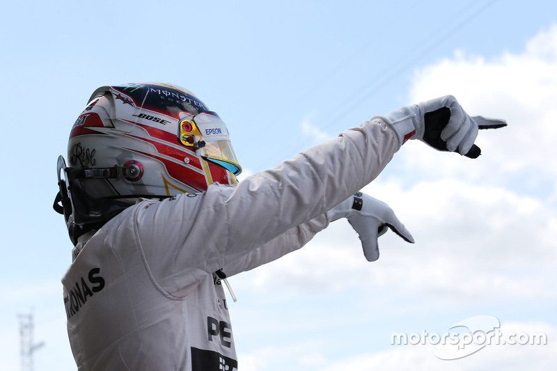Celebrando la 46ª en casa, en Silverstone 2015