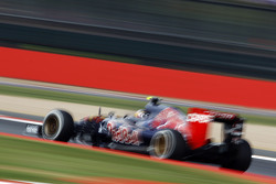 Карлос Сайнс мл., Scuderia Toro Rosso STR10