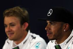 Nico Rosberg e Lewis Hamilton, Mercedes AMG F1 alla Conferenza Stampa FIA