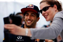 Daniel Ricciardo, Red Bull Racing with fans