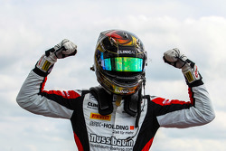 Победитель первой гонки - Марвин Кирхгофер, ART Grand Prix