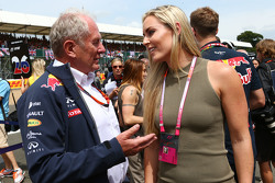 Dr Helmut Marko, Red Bull Motorsporları Danışmanı ile Lindsey Vonn, Alp Disiplini Kayakçısı gridde