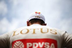 Pastor Maldonado, Lotus F1 Team sur la grille