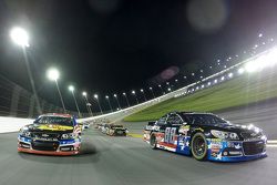 Dale Earnhardt Jr., Hendrick Motorsports Chevrolet and Austin Dillon, Richard Childress Racing Chevrolet