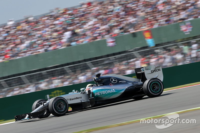 2015 (Сільверстоун). Переможець: Льюїс Хемілтон, Mercedes AMG F1 W06 Hybrid