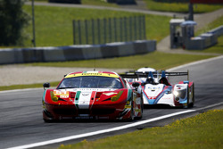 #51 AF Corse Ferrari F458 Italia: Peter Mann, Raffaele Giammaria, Matteo Cressoni