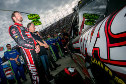 Kurt Busch, Stewart-Haas Racing Chevrolet con Gene Haas