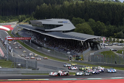 Départ : #38 Jota Sport Gibson 015S-Nissan : Simon Dolan, Filipe Albuquerque, Harry Tincknell mène