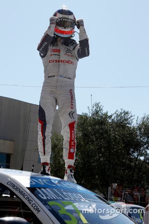 Race winner Jose Maria Lopez, Citroën C-Elysée WTCC, Citroën World Touring Car team