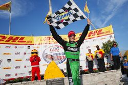 Race winner Sébastien Bourdais, KV Racing Technology Chevrolet