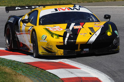 #66 JMW Motorsport Ferrari F458 Italia: George Richardson, Robert Smith, Sam Tordoff
