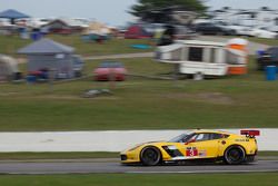 #3 Corvette Racing Chevrolet Corvette C7.R: Jan Magnussen, Antonio Garcia