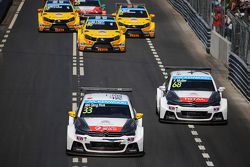 Start: Ma Qing Hua, Citroën C-Elysée WTCC, Citroën World Touring Car team leads