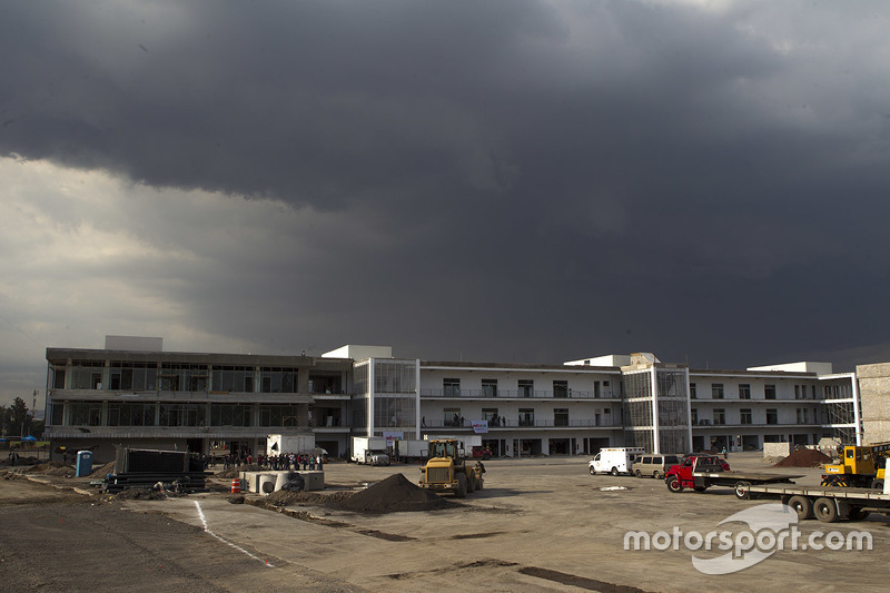 Autódromo Hermanos Rodríguez, zona de suites