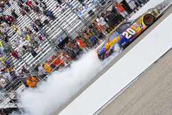 Ganador: Denny Hamlin, Joe Gibbs Racing Toyota