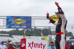 Ganador: Denny Hamlin, Joe Gibbs Racing Toyota