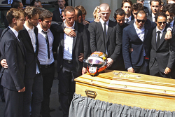 Sebastian Vettel, Romain Grosjean, Pastor Maldonado, Felipe Massa, presentes en el funeral de Jules Bianchi en Niza, Francia