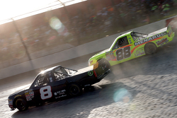 John Hunter Nemechek, SWM-NEMCO Motorsports Chevrolet and Matt Crafton, ThorSport Racing Toyota