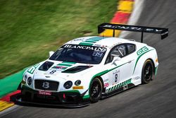 #8 Bentley Team M-Sport Bentley Continental GT3: Maximilian Buhk, Andy Soucek, Maxime Soulet