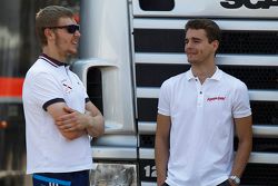 Sergey Sirotkin, Rapax com ex piloto da GP2, Tom Dillman