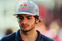 Карлос Сайнс мл., Scuderia Toro Rosso