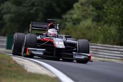 Sergey Sirotkin, Rapax