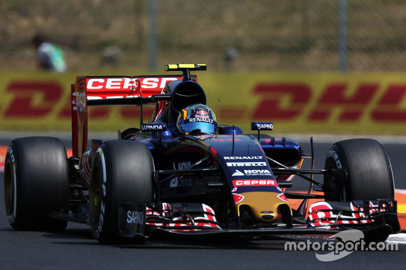 Carlos Sainz Jr., Scuderia Toro Rosso STR10