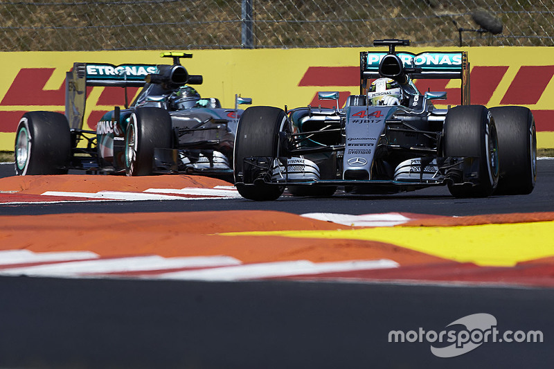 Lewis Hamilton, dan Nico Rosberg, Mercedes AMG F1 Team