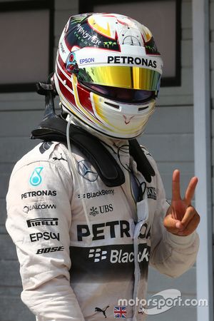 Pole position per Lewis Hamilton, Mercedes AMG F1