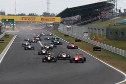 Luca Ghiotto, Trident, leads Esteban Ocon, ART Grand Prix and Emil Bernstorff, Arden International at the start