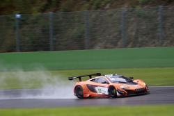 #58 Von Ryan Racing McLaren 650S: Shane van Gisbergen, Rob Bell, Kevin Estre