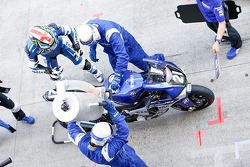 #21 Yamaha: Katsuyuki Nakasuga, Pol Espargaro, Bradley Smith