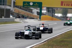 Adderly Fong, Koiranen GP leads Mitchell Gilbert, Carlin