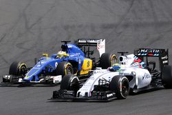 Marcus Ericsson, Sauber F1 Team et Felipe Massa, Williams F1 Team