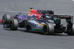 Даниэль Риккардо, Red Bull Racing, и Нико Хюлькенберг, Sahara Force India