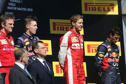 Daniil Kvyat, Red Bull Racing, Sebastian Vettel, Scuderia Ferrari and Daniel Ricciardo, Red Bull Racing