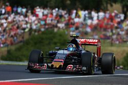 Carlos Sainz Jr., Scuderia Toro Rosso STR10