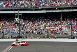 Ganador de la carrera Kyle Busch, Joe Gibbs Racing Toyota