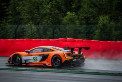 #58 Von Ryan Racing McLaren 650S: Shane van Gisbergen, Rob Bell, Kevin Estre