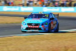 Scott McLaughlin, Garry Rogers Motorsport