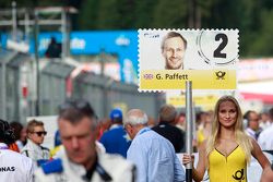 Gridgirl of Gary Paffett, ART Grand Prix Mercedes-AMG C63 DTM