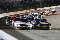 Reinicio: Ryan Blaney, Team Penske Ford lider