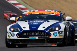 #407 Beechdean AMR Aston Martin GT4: Challenge: Jamie Chadwick, Ross Gunn