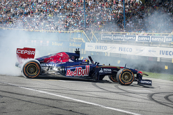 Max Verstappen al Red Bull Showrun di Assen