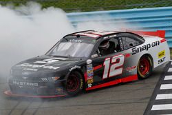 Race winner Joey Logano, Team Penske Ford