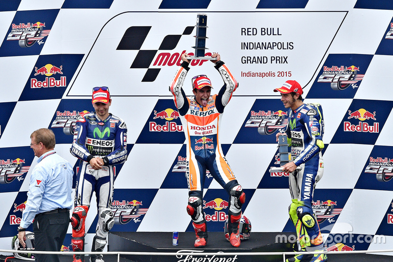 Podio: 1º Marc Márquez, 2º Jorge Lorenzo, 3º Valentino Rossi