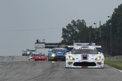 #33 Riley Motorsports SRT Viper GT3-R: Ben Keating, Jeroen Bleekemolen